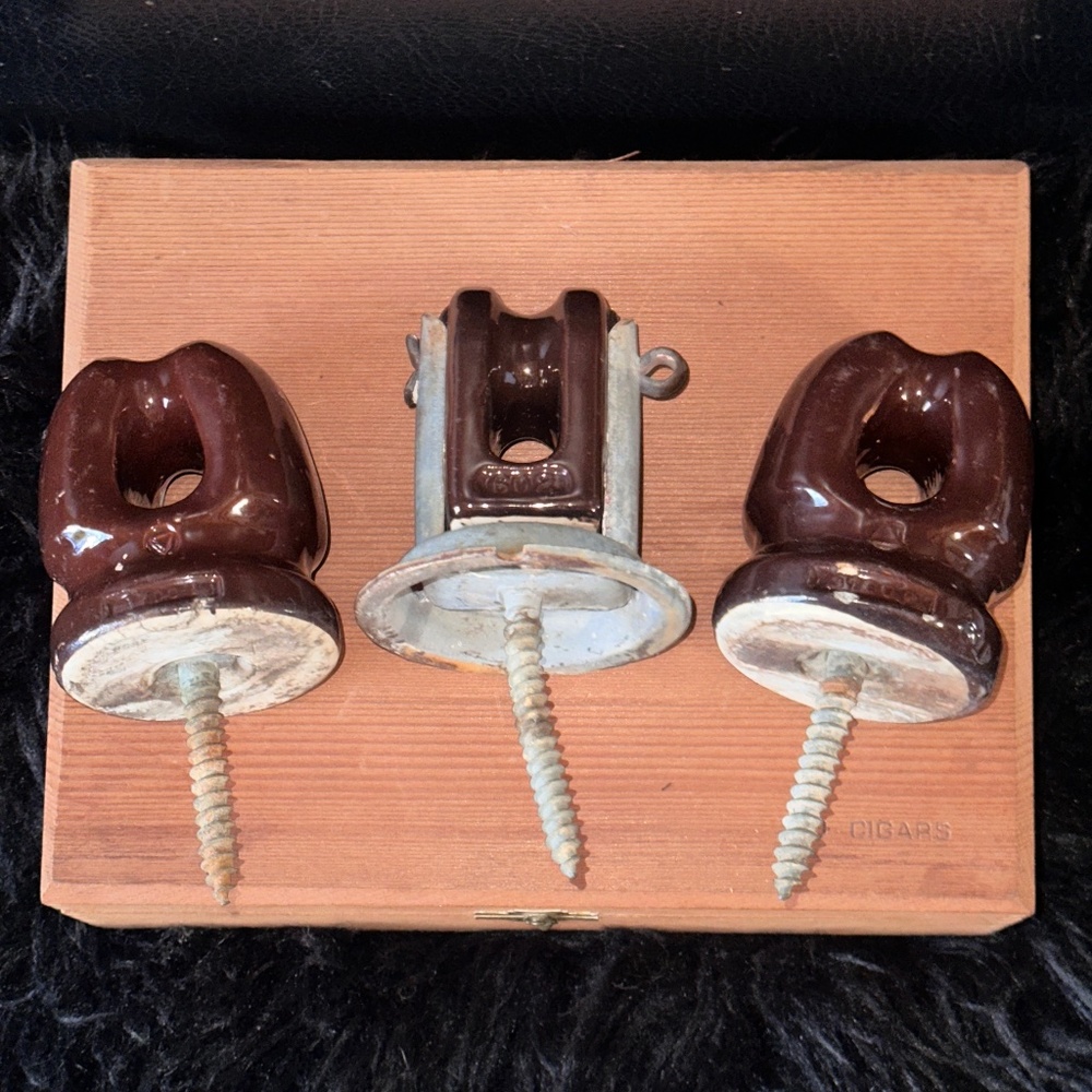 BUNDLE OF 3 VTG CERAMIC WIRE INSULATORS LAG BOLT POLE TELEPHONE POLE  INSULATORS